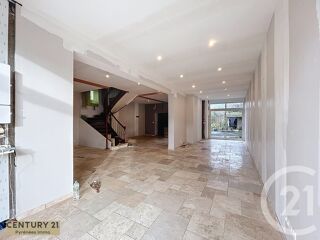  Maison � vendre 7 pi�ces 243 m�