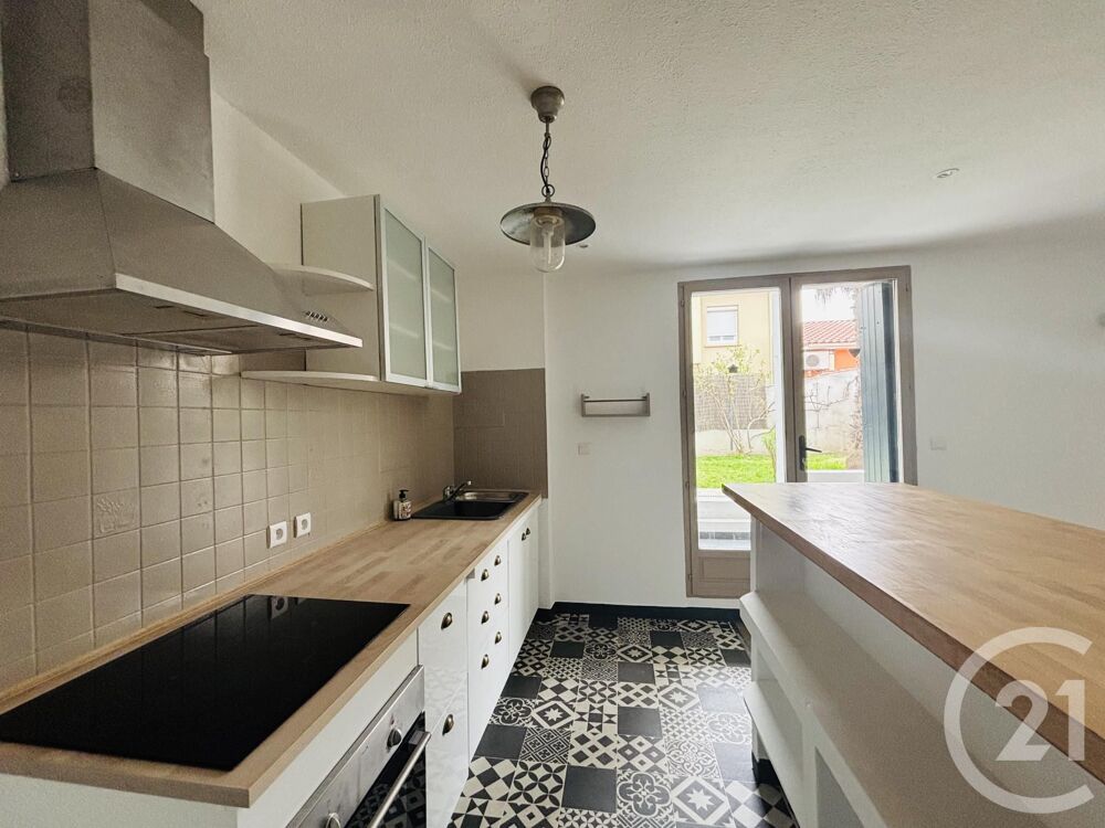 LAS COBAS - APPARTEMENT T3 - JARDIN - REZ DE CHAUSSEE - ....