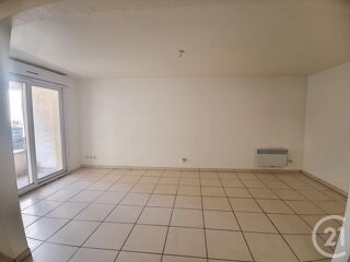  Appartement à louer 3 pièces 90 m²
