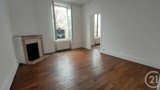  Appartement à louer 2 pièces 46 m²