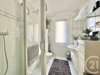  Appartement � vendre 3 pi�ces 75 m�