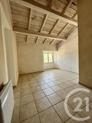  Appartement à louer 4 pièces 63 m²