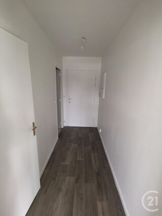  Appartement à louer 1 pièce 30 m²