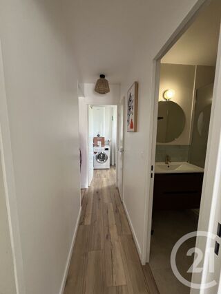 Appartement à louer 2 pièces 49 m²