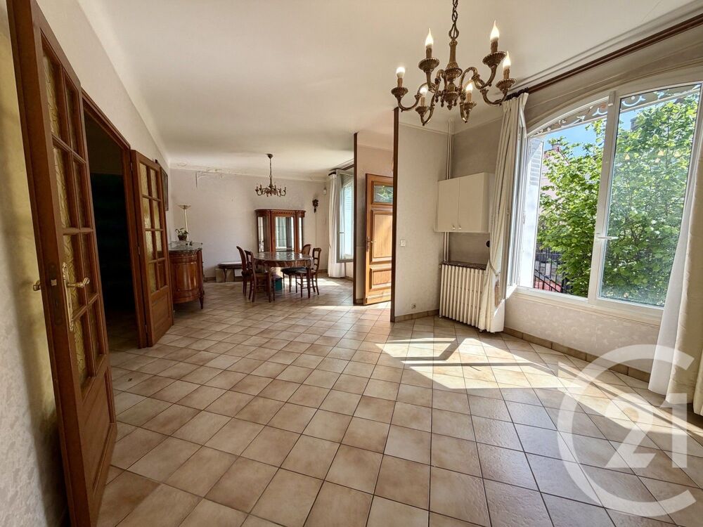 vente Maison - 5 pièce(s) - 177 m² Bondy (93140)