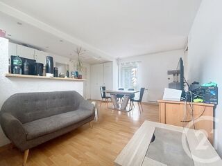  Appartement à louer 2 pièces 50 m²