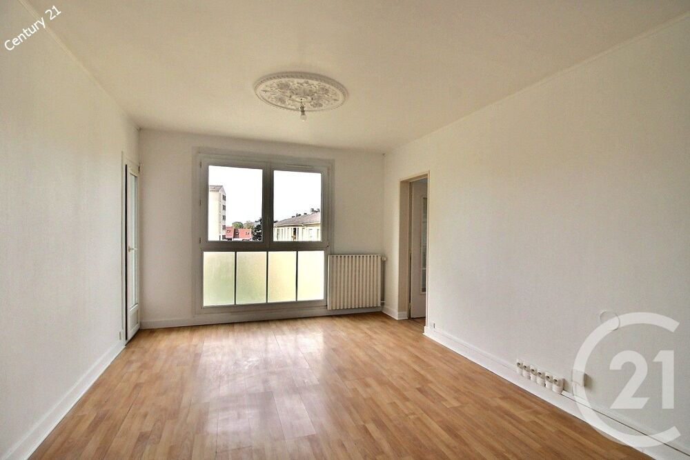 vente Appartement - 4 pièce(s) - 63 m² Château-Thierry (02400)