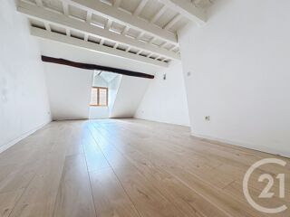  Appartement à louer 3 pièces 65 m²