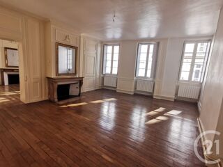  Appartement � louer 3 pi�ces 100 m�