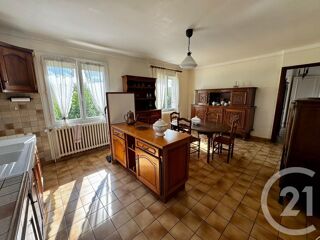  Maison � vendre 6 pi�ces 211 m�