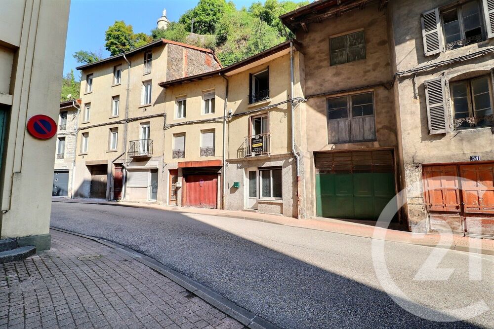 Nichée au c½ur de SaintRambertenBugey, à proximité des c....