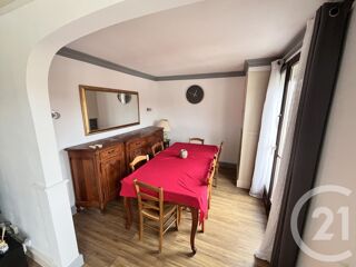  Appartement à louer 4 pièces 80 m²