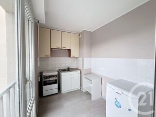  Appartement à louer 1 pièce 32 m²