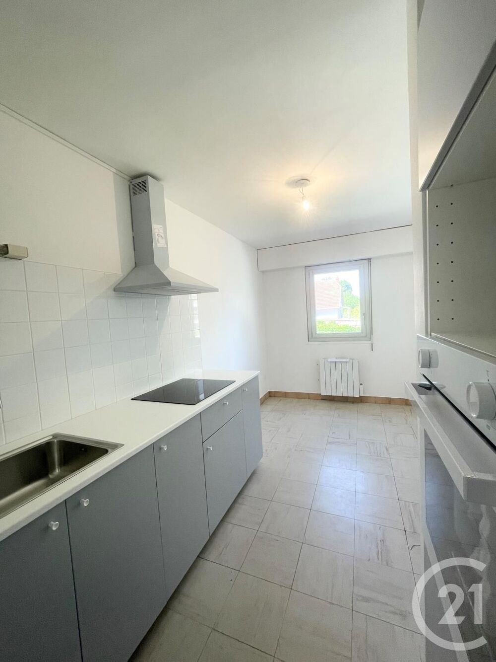 location Appartement - 2 pièce(s) - 57 m² Nevers (58000)