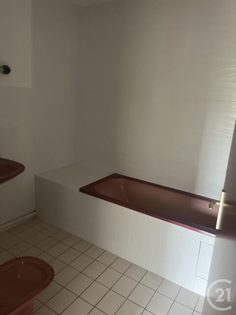  Appartement � louer 3 pi�ces 75 m�