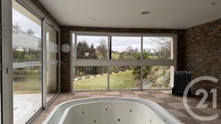  Immeuble � vendre 620 m�