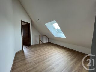 Appartement � louer 3 pi�ces 65 m� Etupes