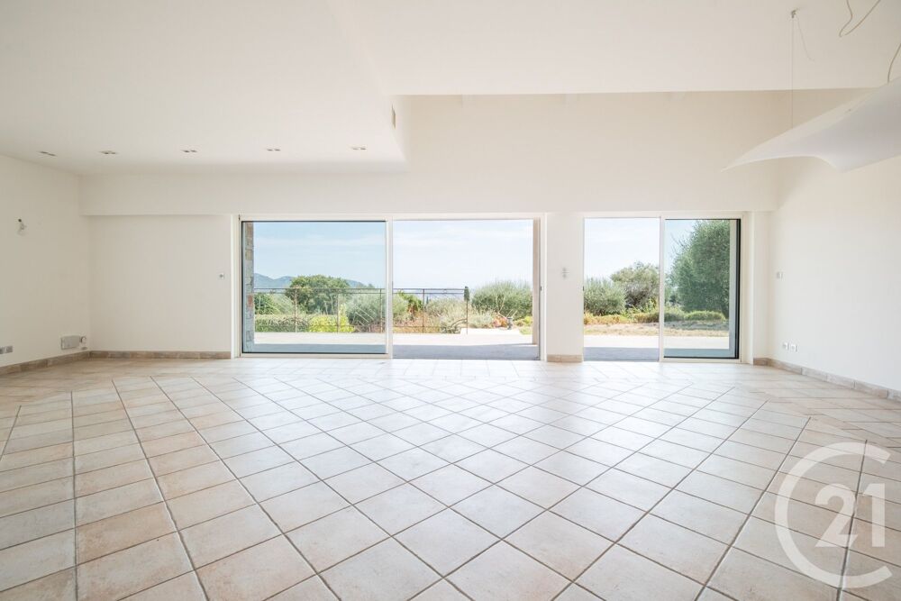 vente Maison - 8 pièce(s) - 286 m² Nice (06100)