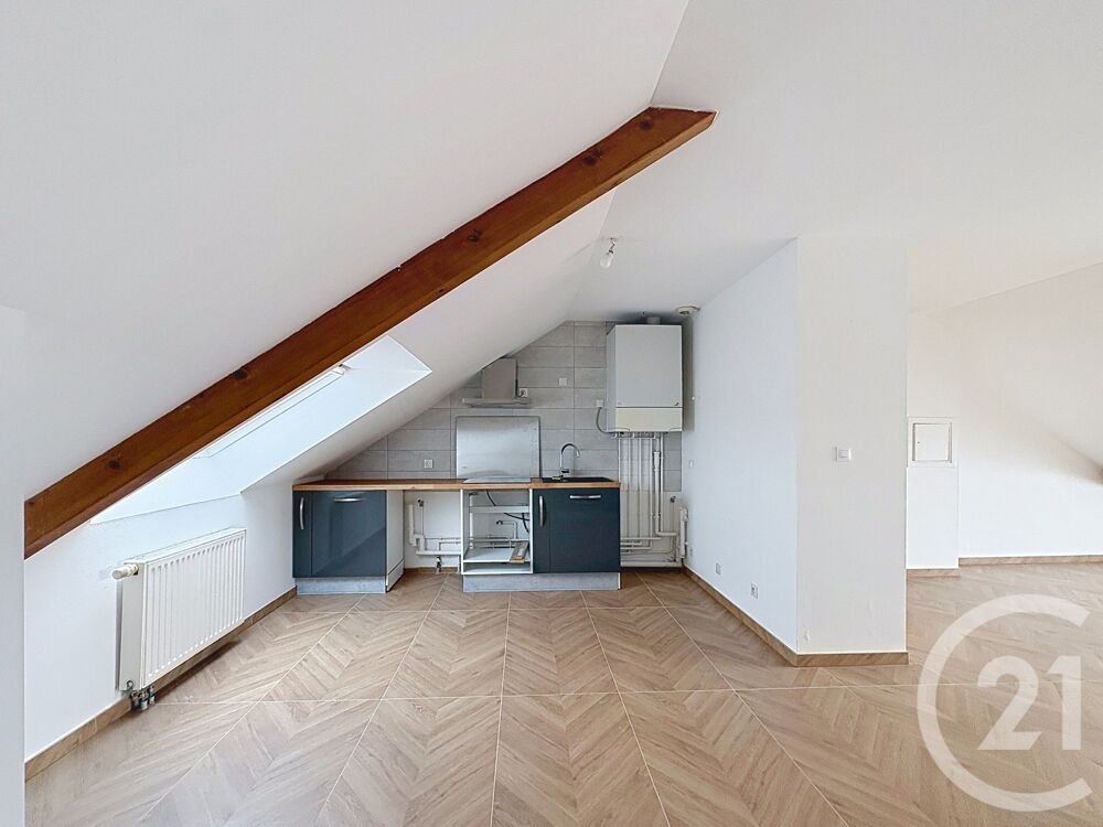 location Appartement - 5 pièce(s) - 93 m² Étupes (25460)