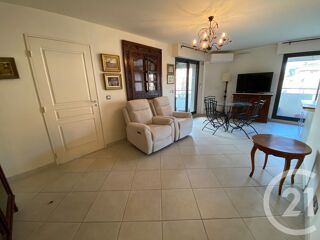  Appartement à louer 2 pièces 42 m²