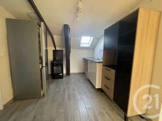  Appartement à louer 2 pièces 33 m²
