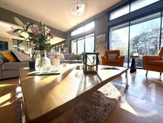  Maison � vendre 9 pi�ces 255 m�