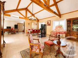  Maison à vendre 7 pièces 375 m²