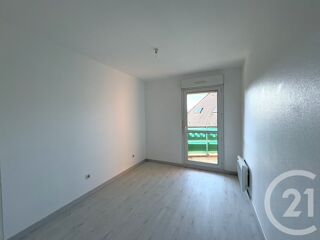  Appartement � louer 4 pi�ces 81 m�