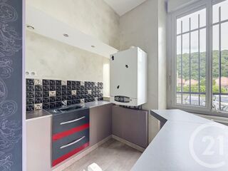  Appartement à louer 4 pièces 71 m²