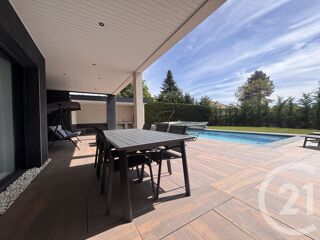  Maison � vendre 7 pi�ces 242 m�