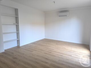  Appartement à louer 2 pièces 35 m²
