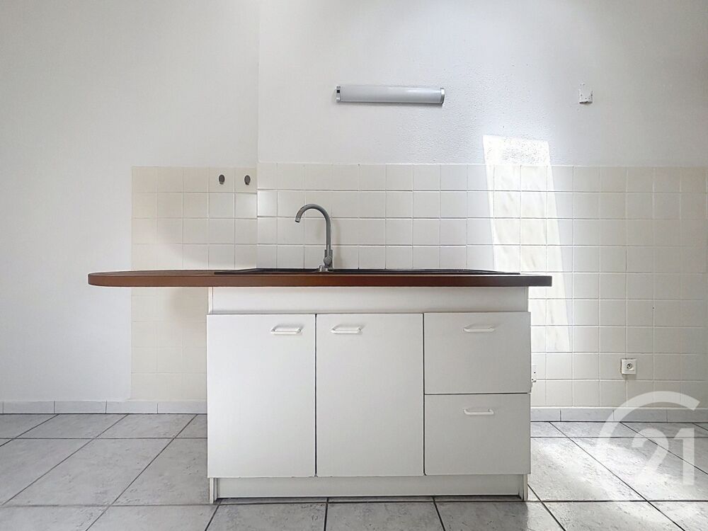 CENTURY 21 GSM vous propose sur Lure, un appartement de ....