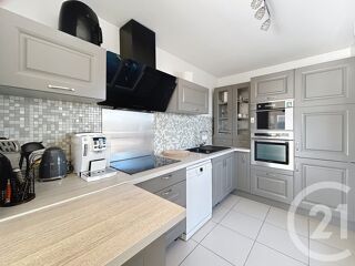  Appartement  vendre 4 pices 92 m