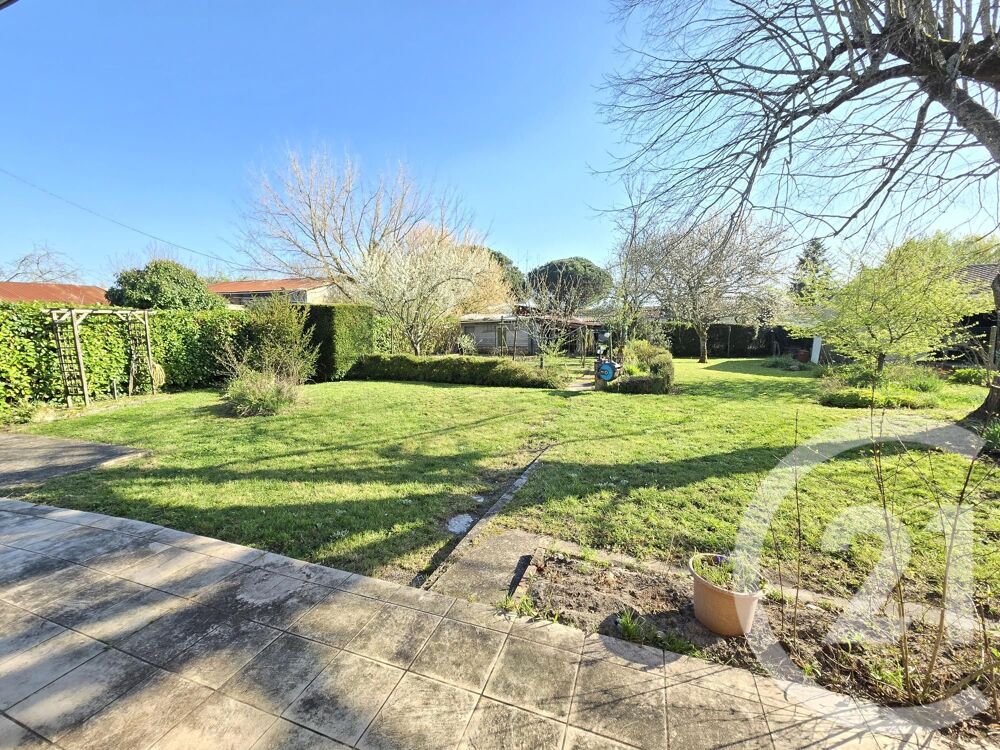vente Maison - 5 pièce(s) - 150 m² Saint-Laurent-Médoc (33112)