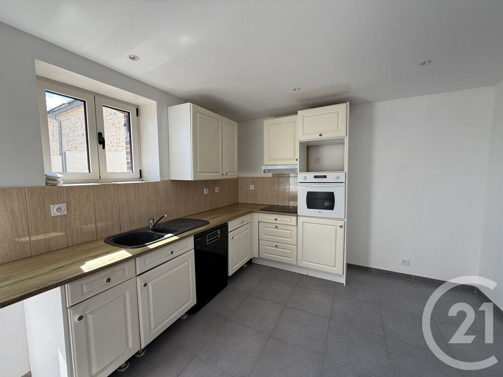 location Appartement - 4 pièce(s) - 74 m² Égreville (77620)