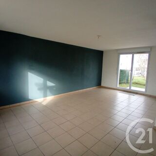  Maison à louer 4 pièces 81 m²