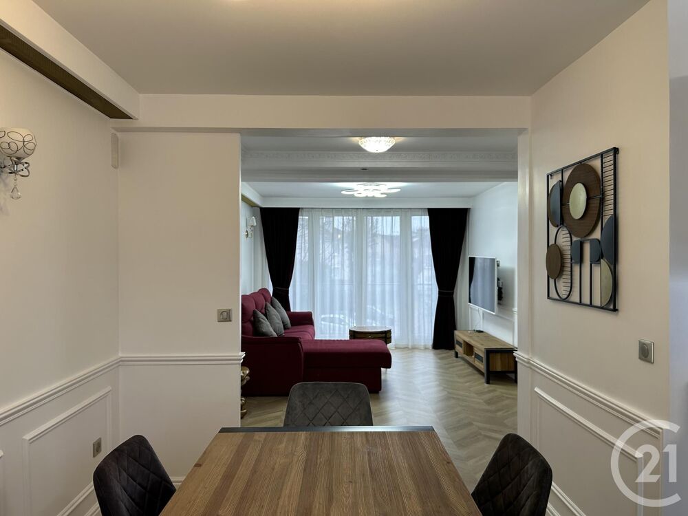 location Appartement - 5 pièce(s) - 80 m² Fontainebleau (77300)