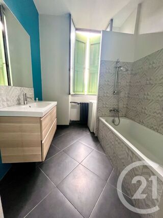  Appartement à vendre 3 pièces 147 m²