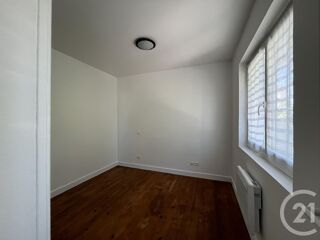  Appartement à louer 2 pièces 31 m²