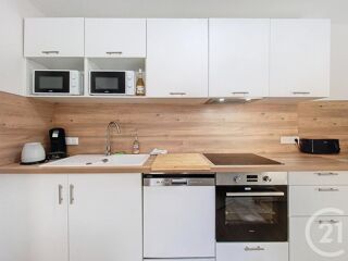  Appartement � louer 7 pi�ces 12 m�
