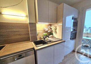  Appartement � vendre 4 pi�ces 243 m�