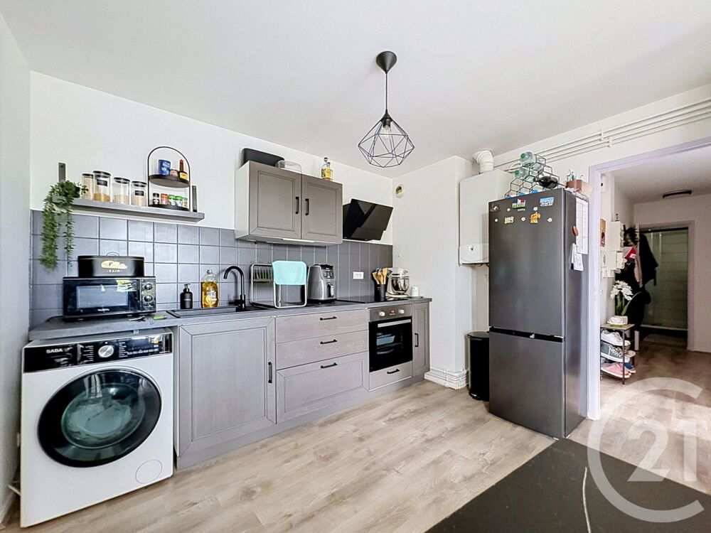 location Appartement - 3 pièce(s) - 51 m² Héricourt (70400)