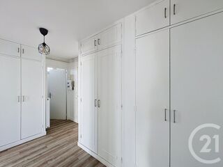  Appartement à louer 2 pièces 51 m²