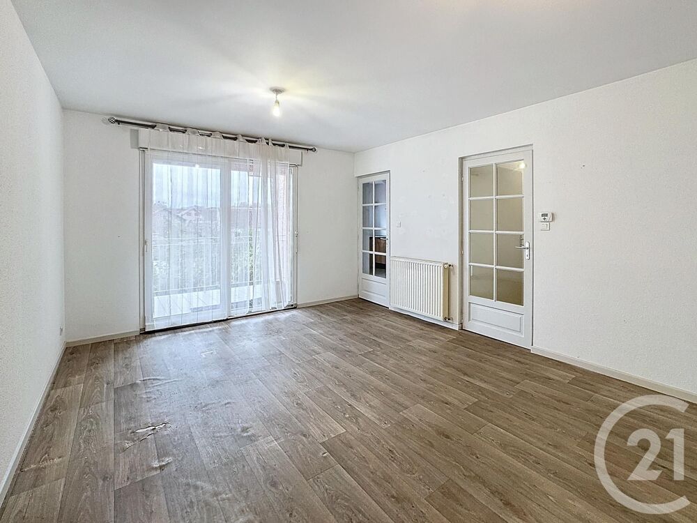 location Appartement - 3 pièce(s) - 71 m² Exincourt (25400)