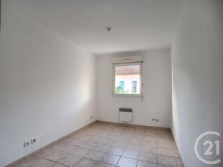  Appartement à louer 3 pièces 48 m²