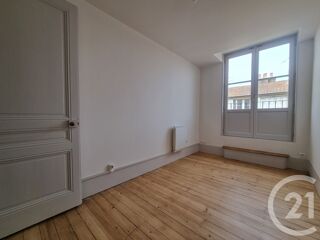  Appartement à louer 3 pièces 54 m²