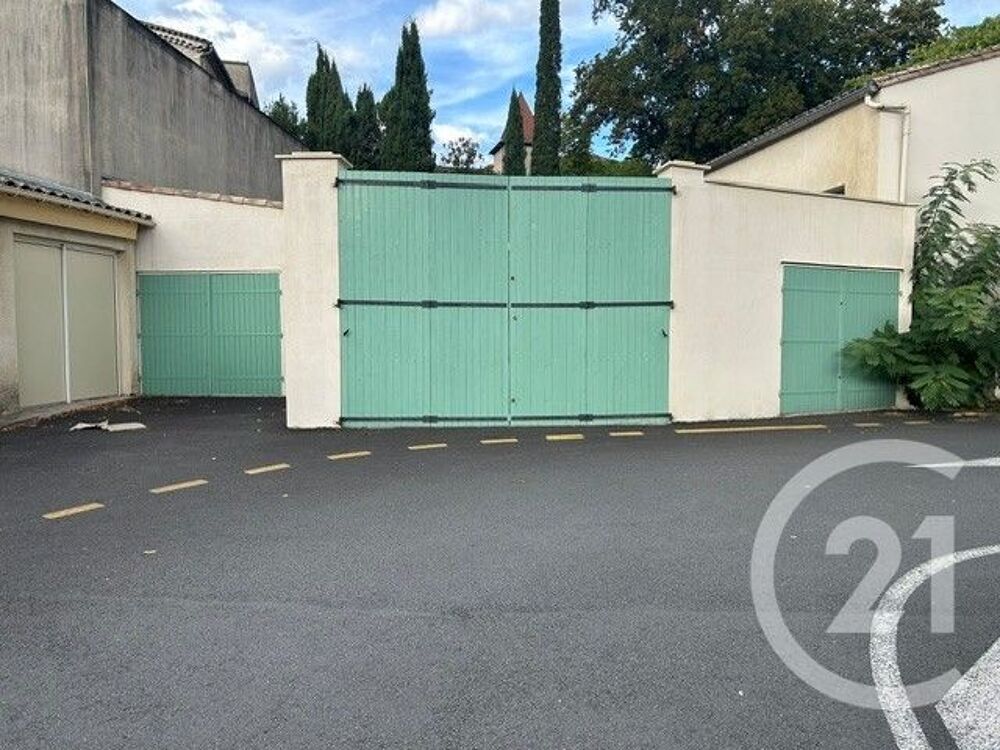 location Parking / Garage - 218 m² Saint-Jean-du-Gard (30270)
