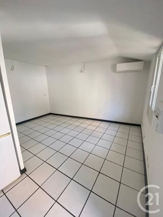  Appartement à louer 1 pièce 18 m²
