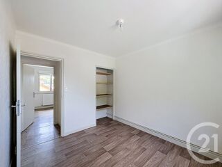  Appartement à louer 3 pièces 51 m²