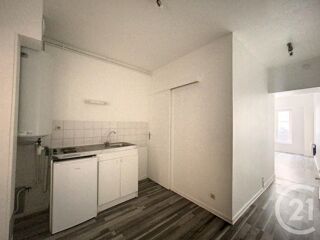  Appartement à louer 1 pièce 25 m²